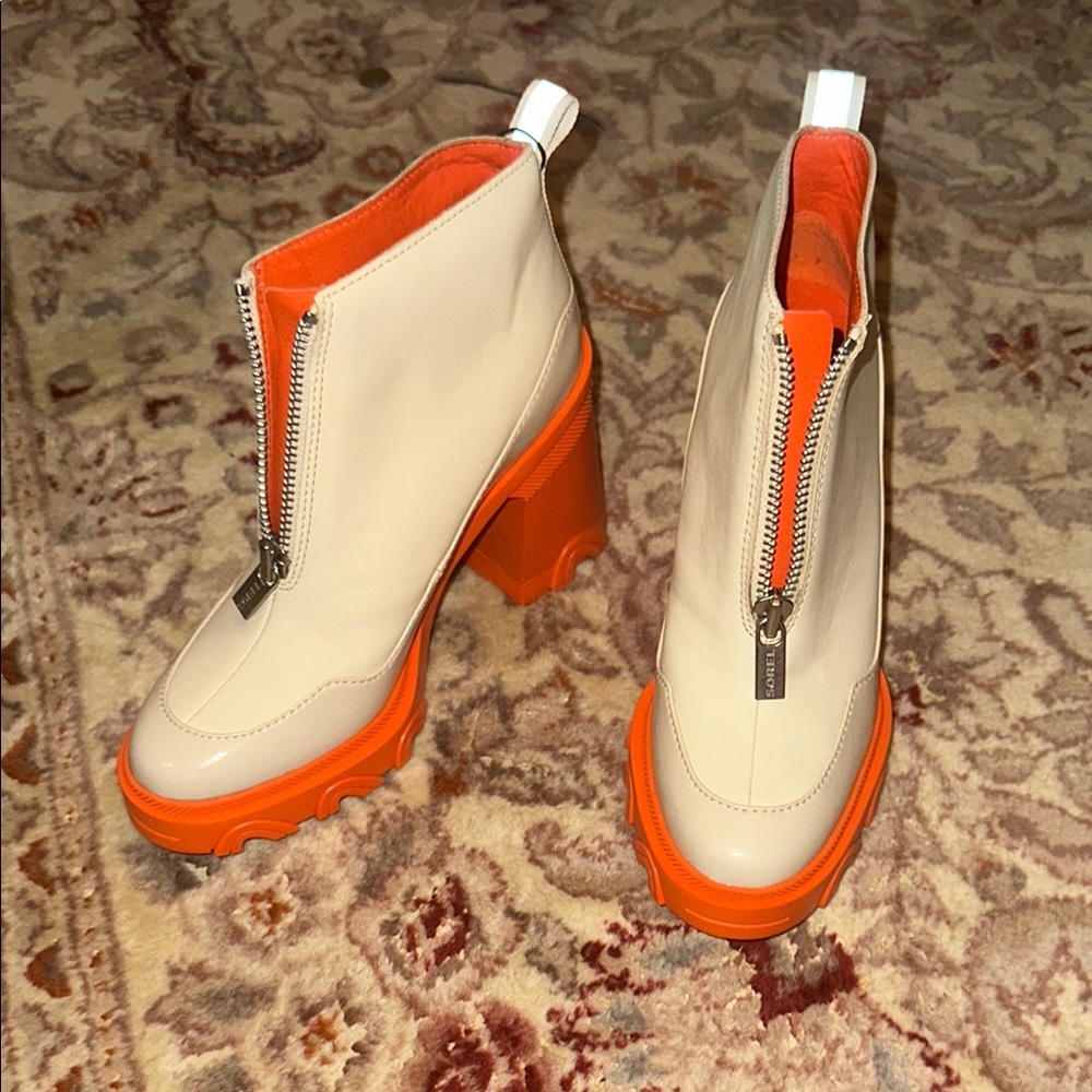 Sorel Brex waterproof platform block heel Chelsea Boots